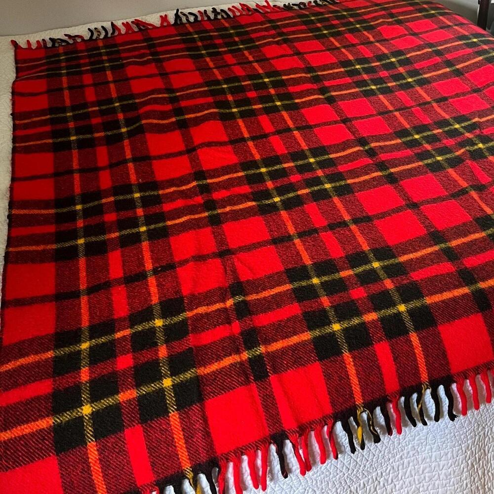 Vintage Wool Tartan Throw Blanket Red Black Plaid‎ Likely Faribo 52x52”